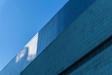 高能电玩节：《蛛丝诡迹》新预告 2048年找女儿